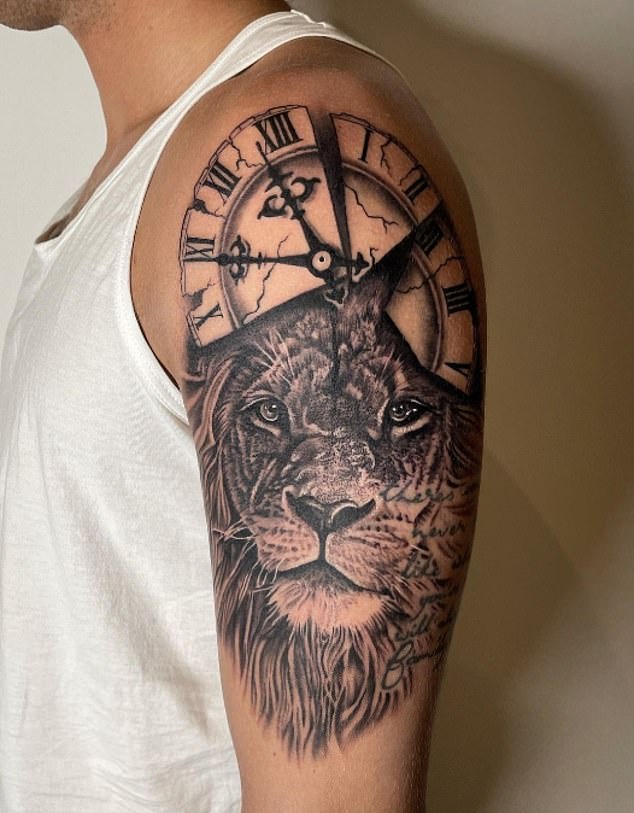 Emile Smith Rowe's tattoo of a clock on top of a lion has 13 numbers on the face rather than 12