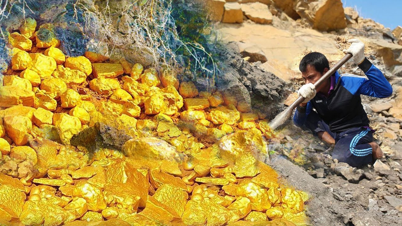 OMG Lucky Lucky Day! Mining Gold - Finding and digging gold. - YouTube
