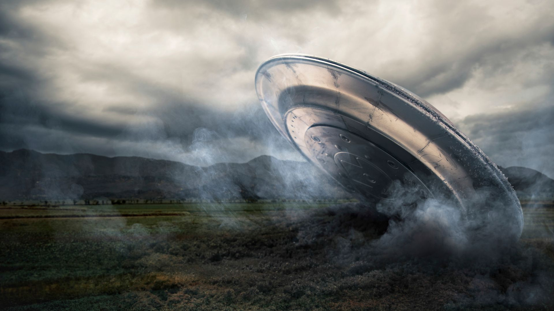 World's first UFO crash happened in Italy, 14 years before Roswell, claims  researcher