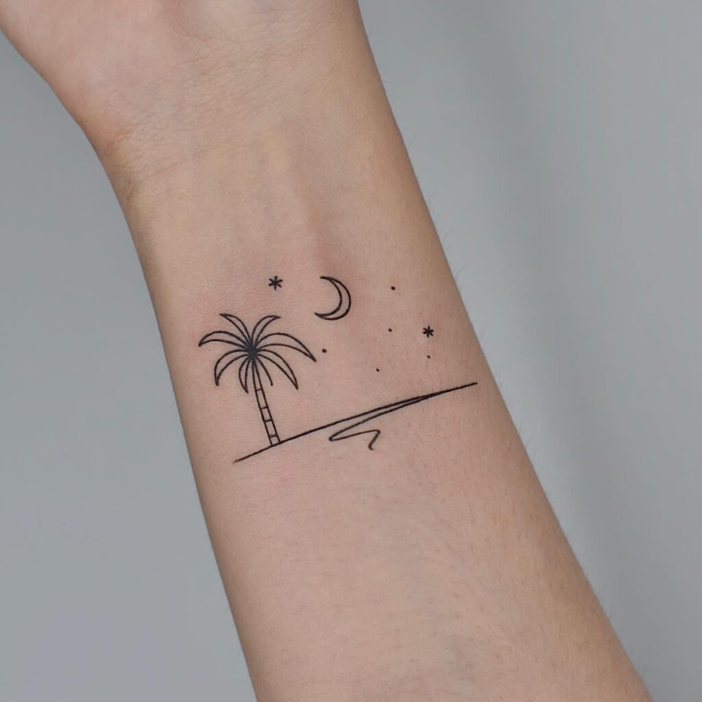 Tatuajes aesthetic Bellos pequenos minimalistas con muxo Zoom playa luna estrellas palmera