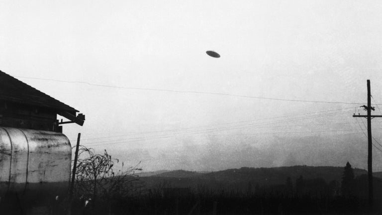 The 5 Most Credible Modern UFO Sightings | HISTORY