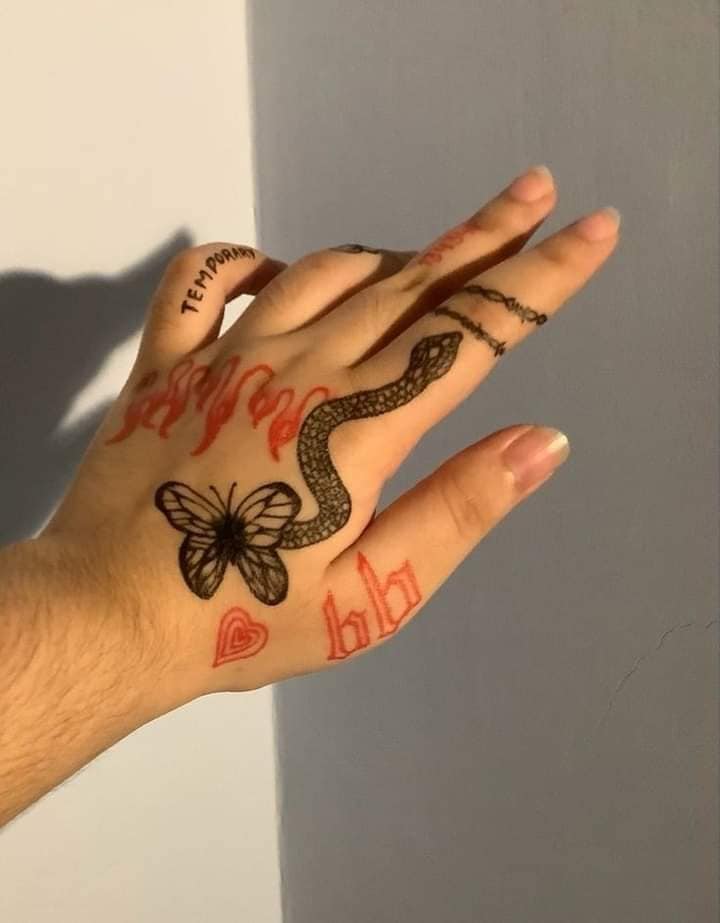 155 Tatuajes en las Manos Fuego Rojo Mariposa Serpiente Letras bb